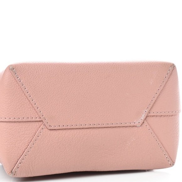 Louis Vuitton Soft Calfskin Lockme Backpack Rose Ballet and White - Picture 4 of 9